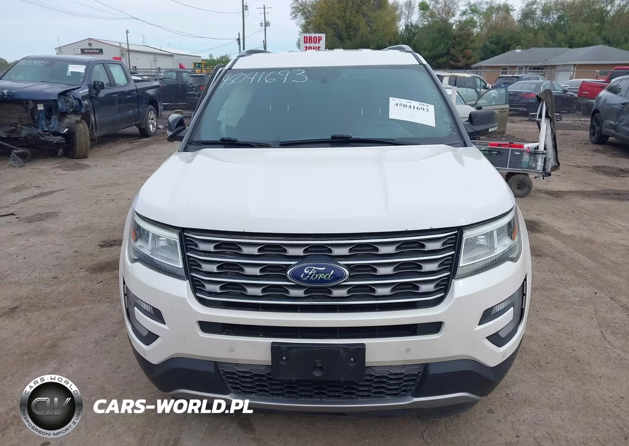 2017 Ford Explorer Xlt VIN:1FM5K7D85HGD50957 - 12