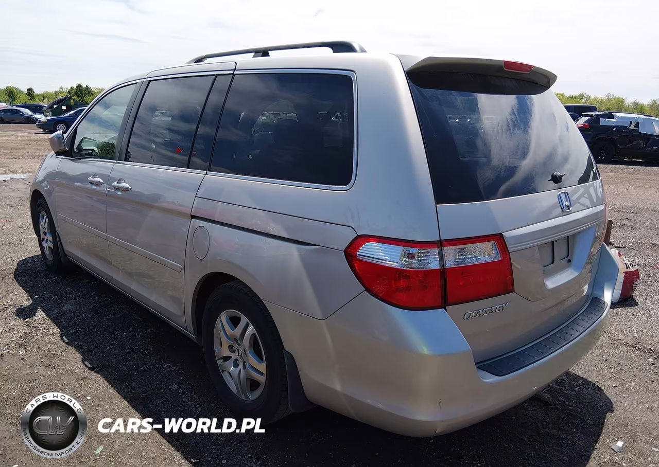 2006 Honda Odyssey Ex VIN:5FNRL38476B047088 - 3