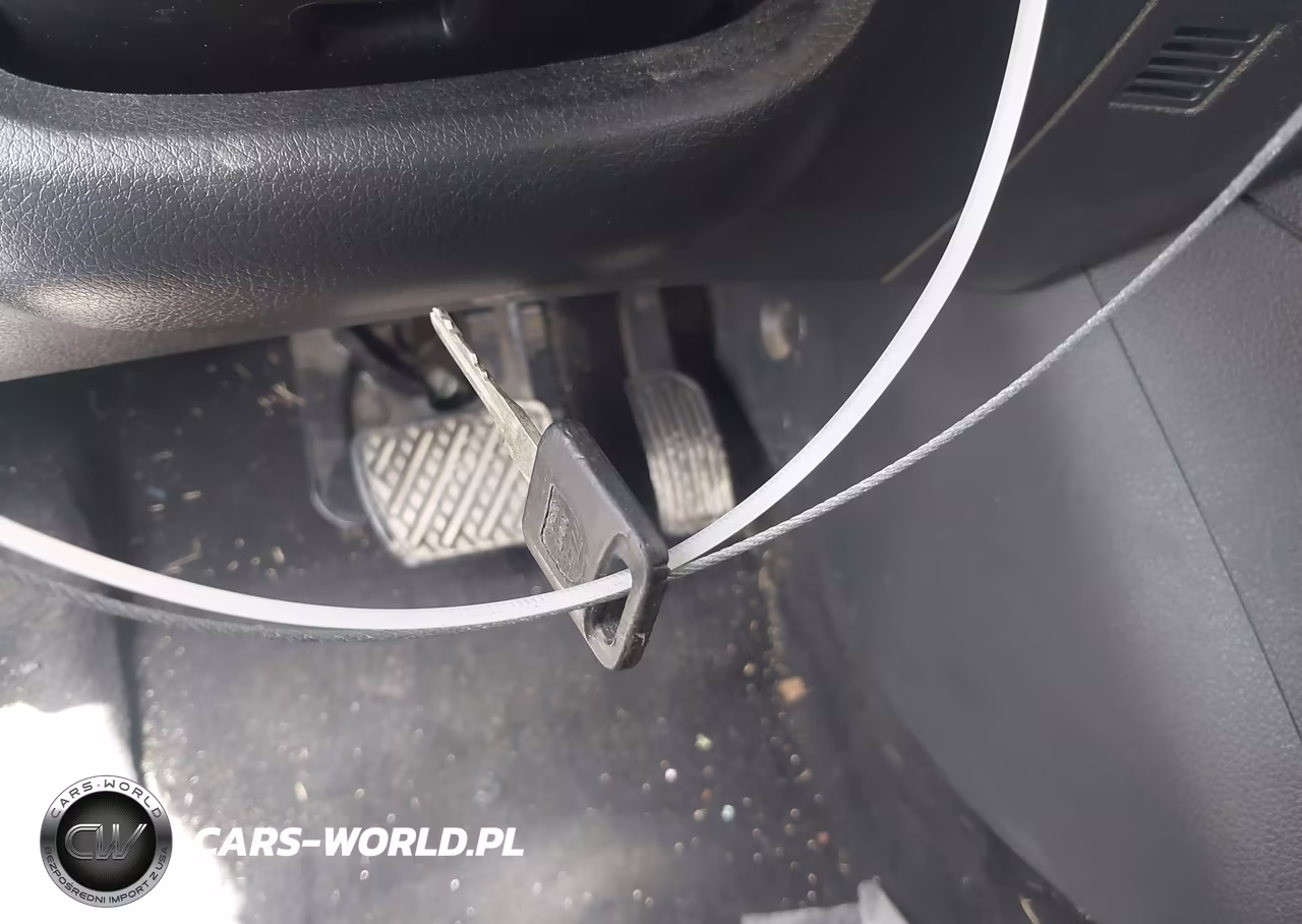 2019 Nissan Sentra S VIN:3N1AB7AP3KY308066 - 11