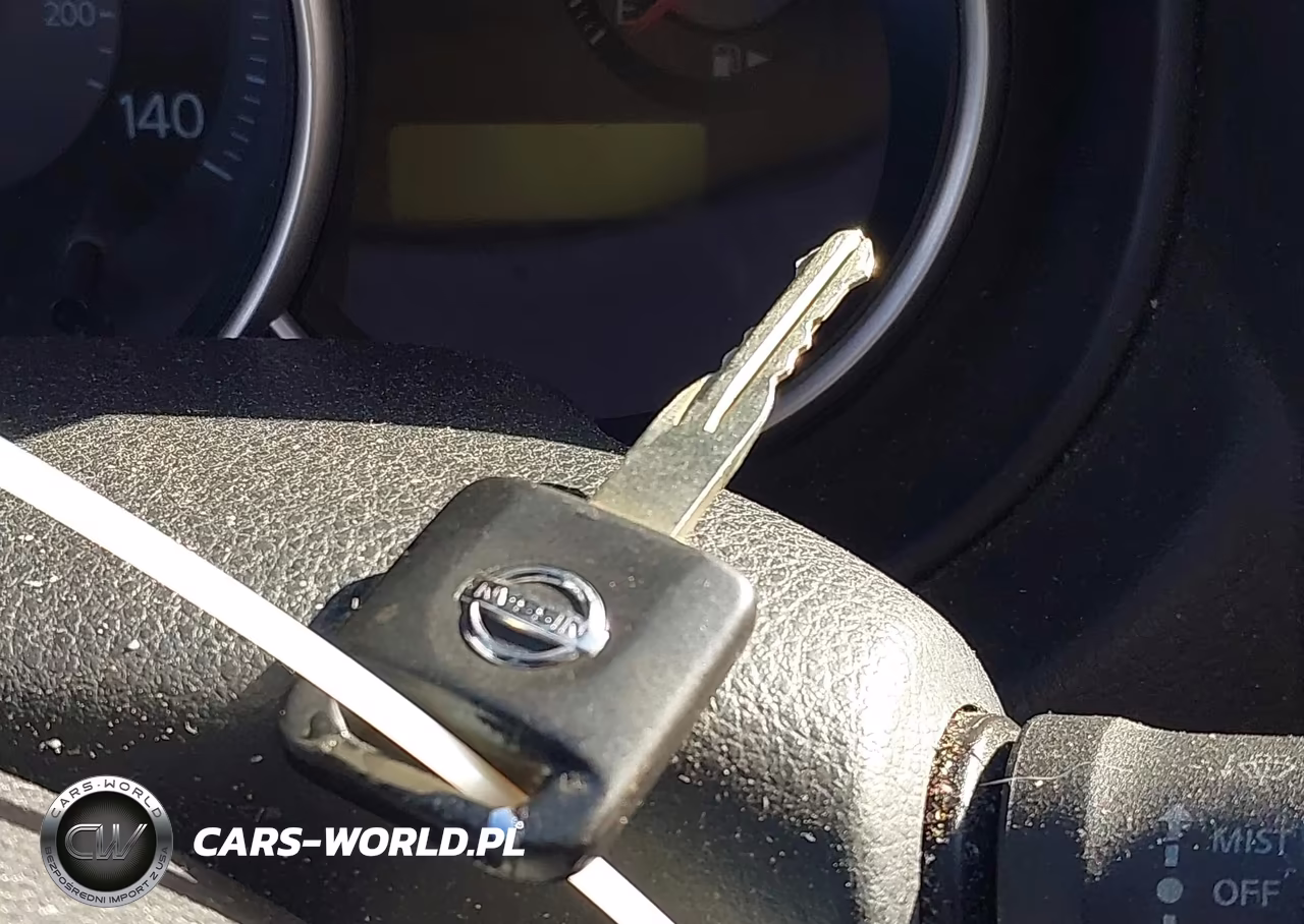 2009 Nissan Versa 1.8S VIN:3N1BC13E09L416324 - 11