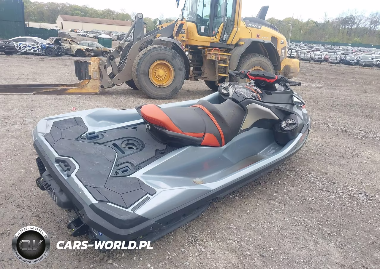 2018 Sea Doo Rxt-300 VIN:YDV07583A818 - 4
