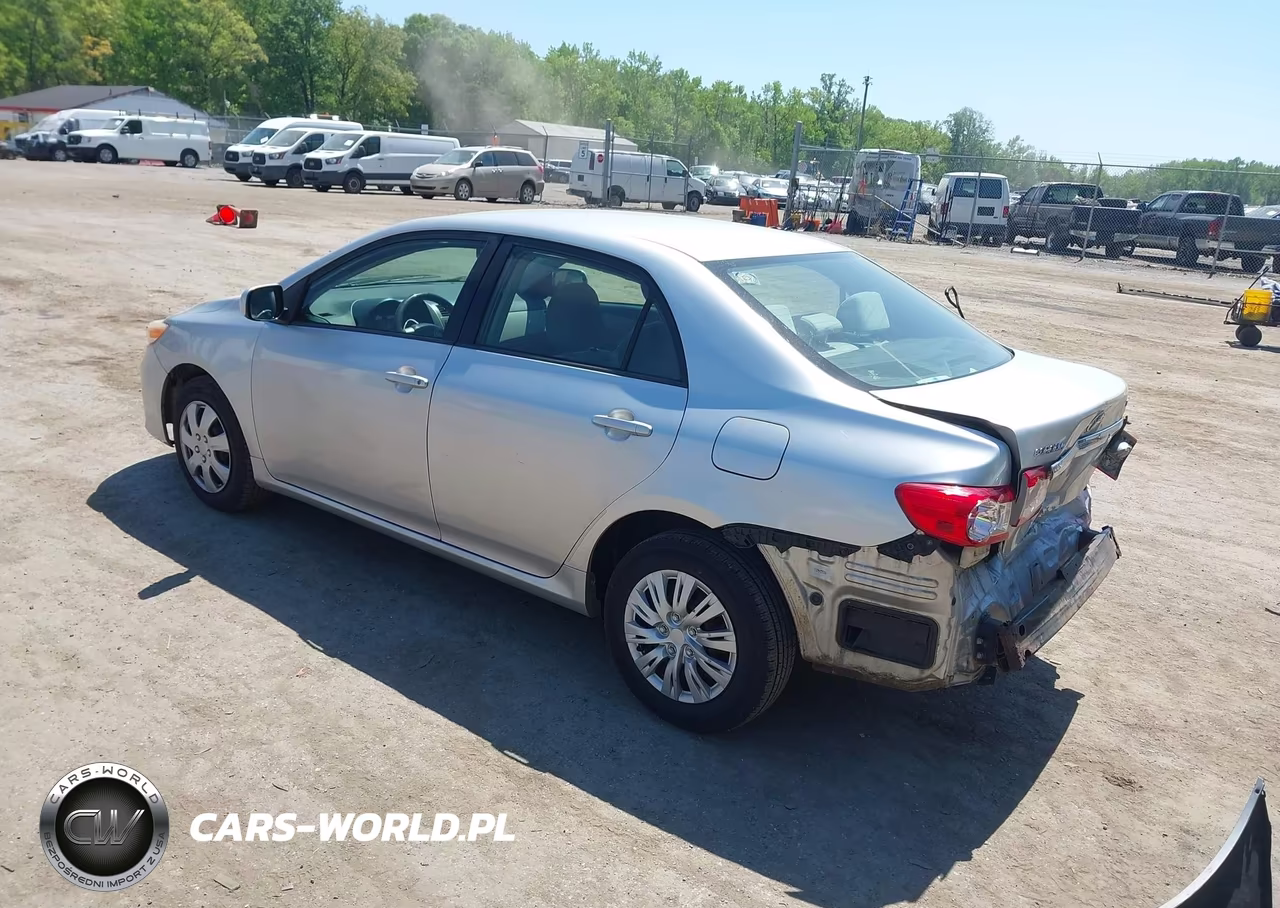 2011 Toyota Corolla Le VIN:JTDBU4EE6B9137175 - 3