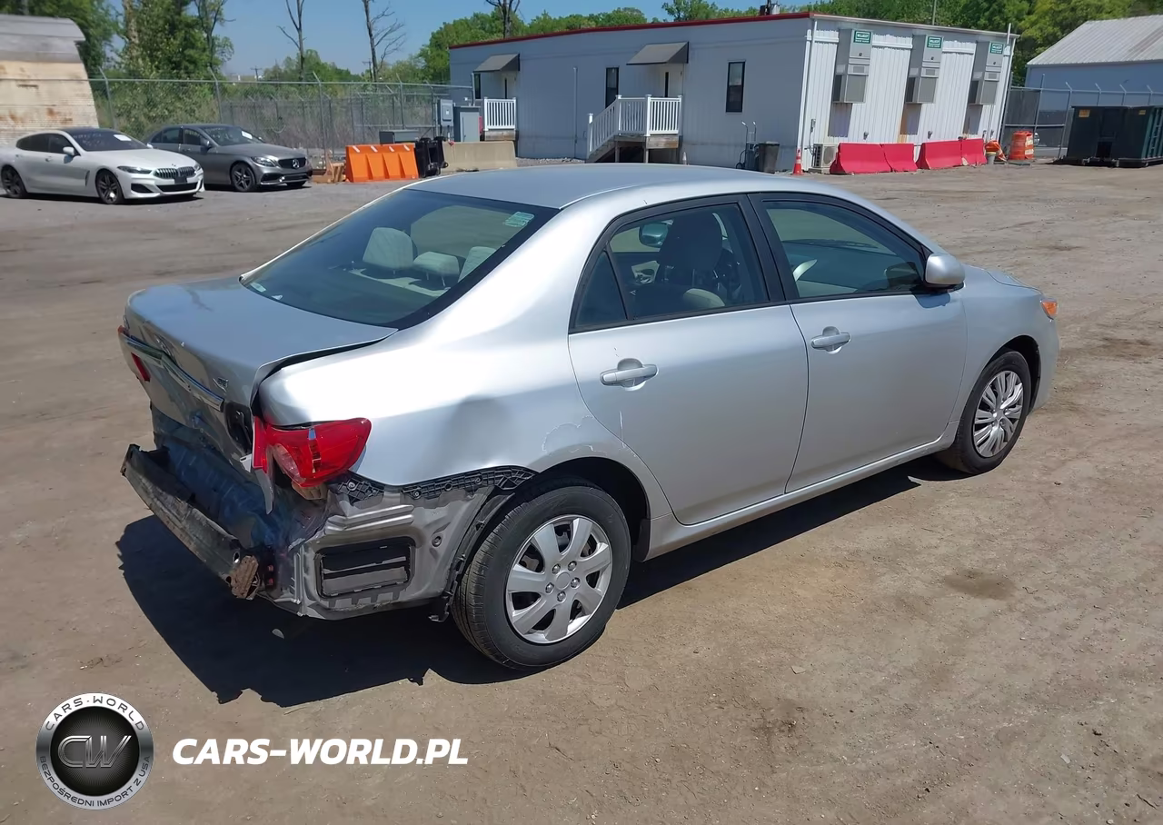 2011 Toyota Corolla Le VIN:JTDBU4EE6B9137175 - 4