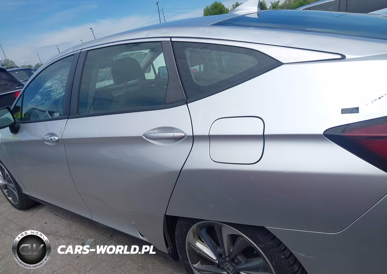 2018 Honda Clarity Plug-In Hybrid VIN:JHMZC5F15JC011604 - 14