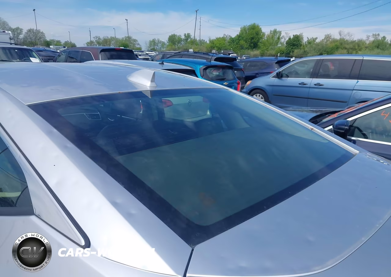 2018 Honda Clarity Plug-In Hybrid VIN:JHMZC5F15JC011604 - 19