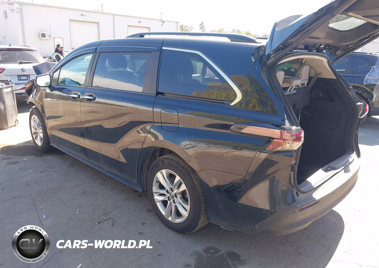 2025 Toyota Sienna Xle VIN:5TDJSKFC1SS189401 - 3