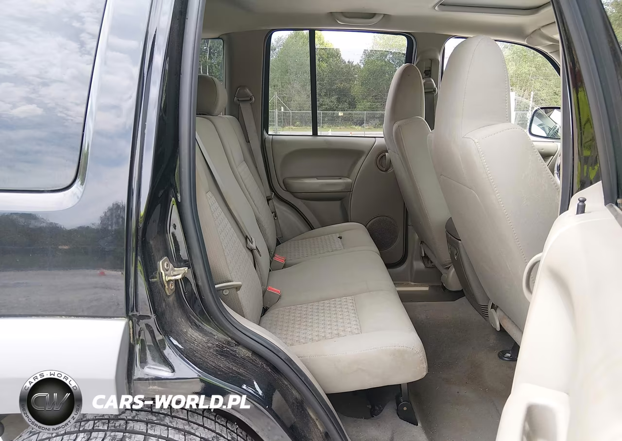 2006 Jeep Liberty Sport VIN:1J4GK48KX6W137713 - 8