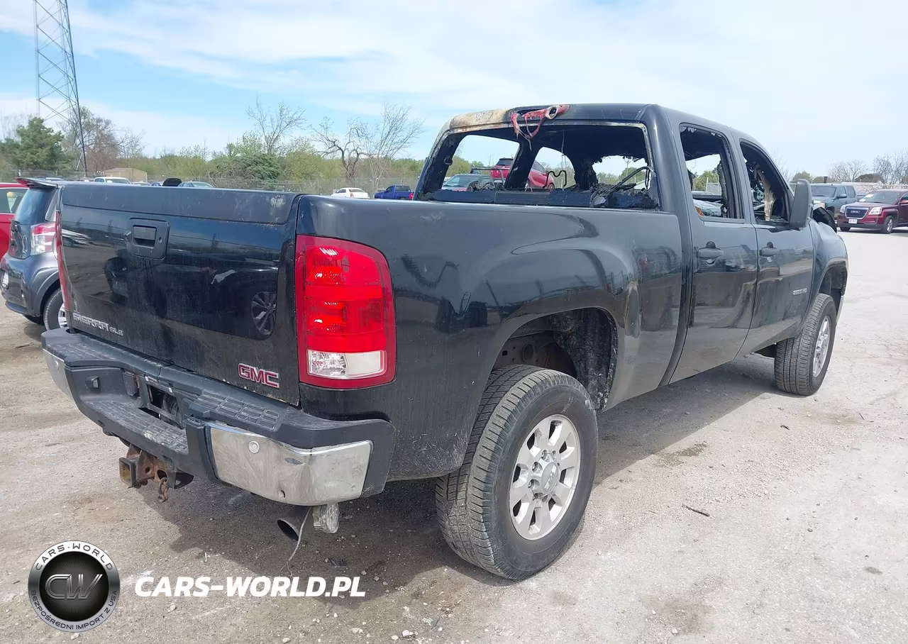 2013 GMC Sierra 2500Hd Sle VIN:1GT120CG9DF104268 - 4