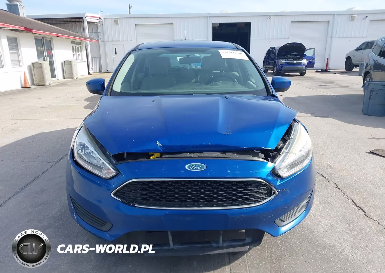 2018 Ford Focus Se VIN:1FADP3K23JL238718 - 12