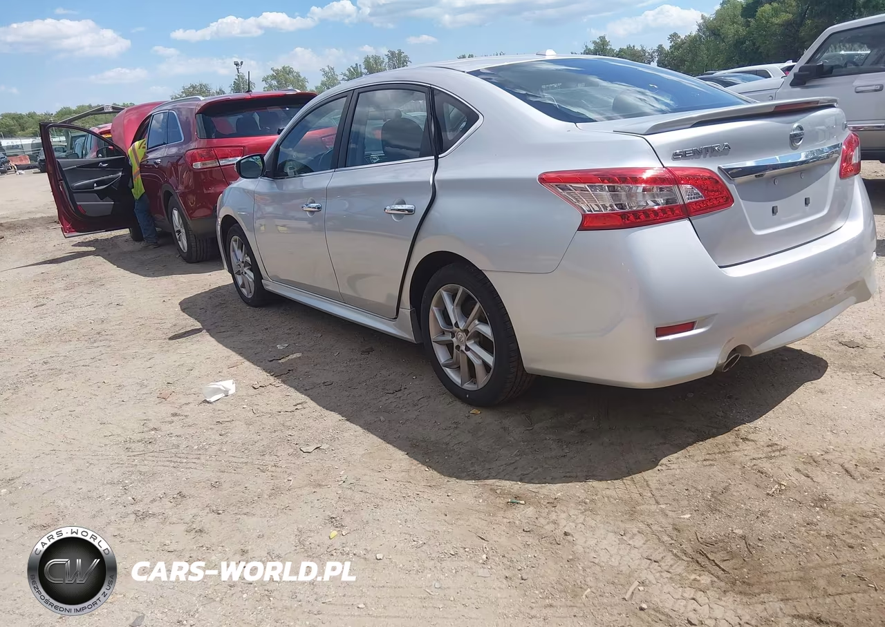 2015 Nissan Sentra Sr VIN:3N1AB7AP2FY265782 - 3