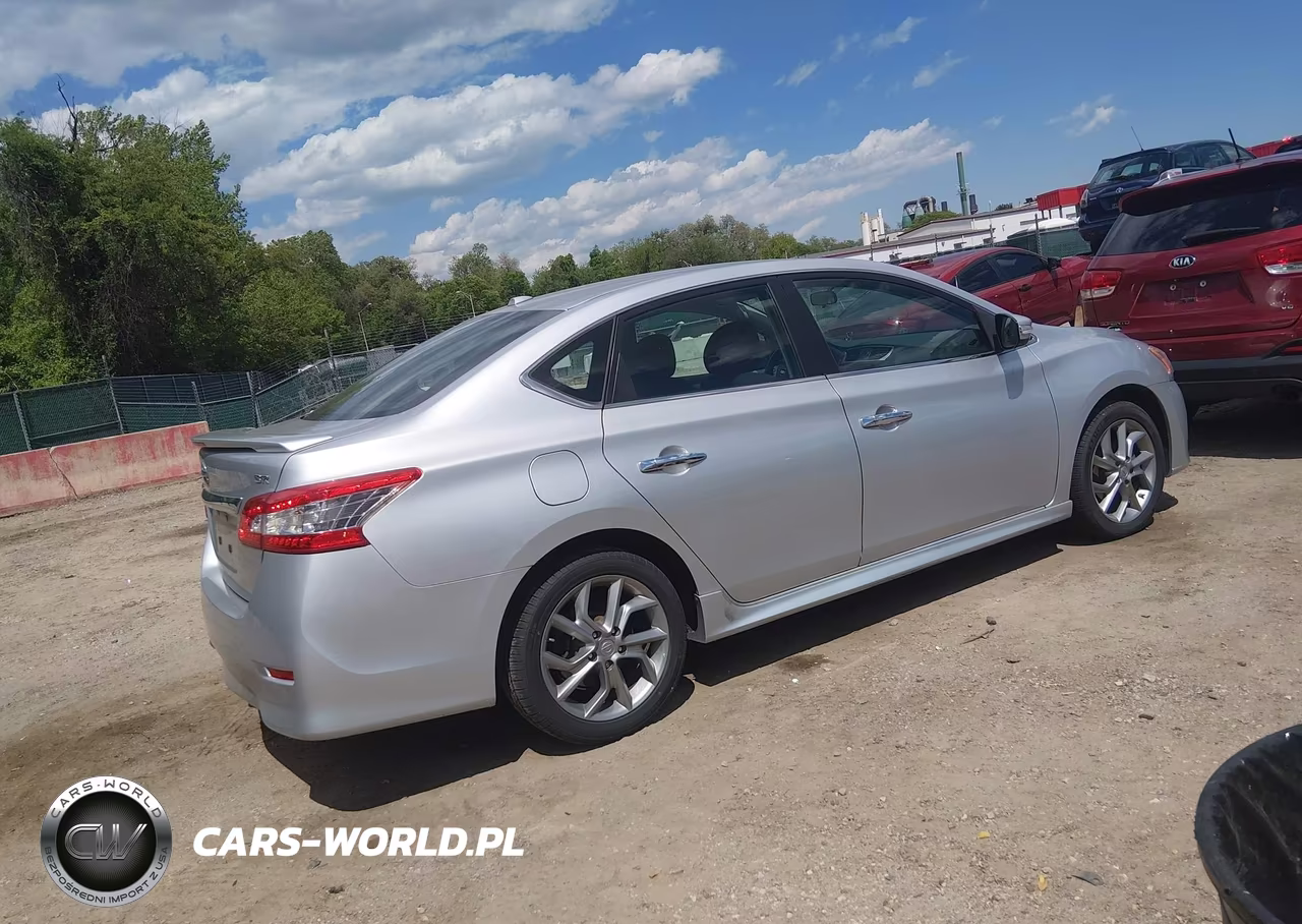 2015 Nissan Sentra Sr VIN:3N1AB7AP2FY265782 - 4