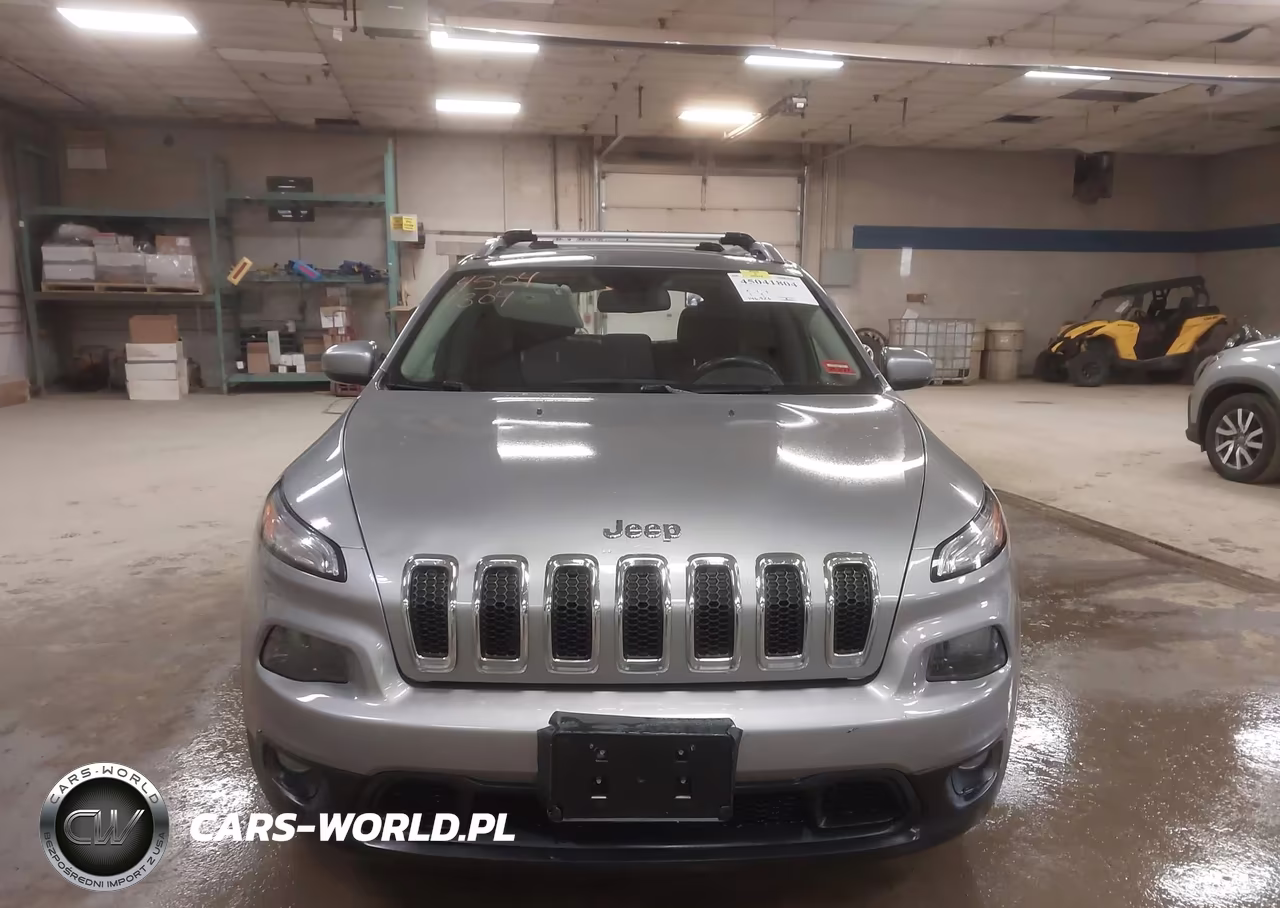 2015 Jeep Cherokee Latitude VIN:1C4PJMCSXFW660066 - 12