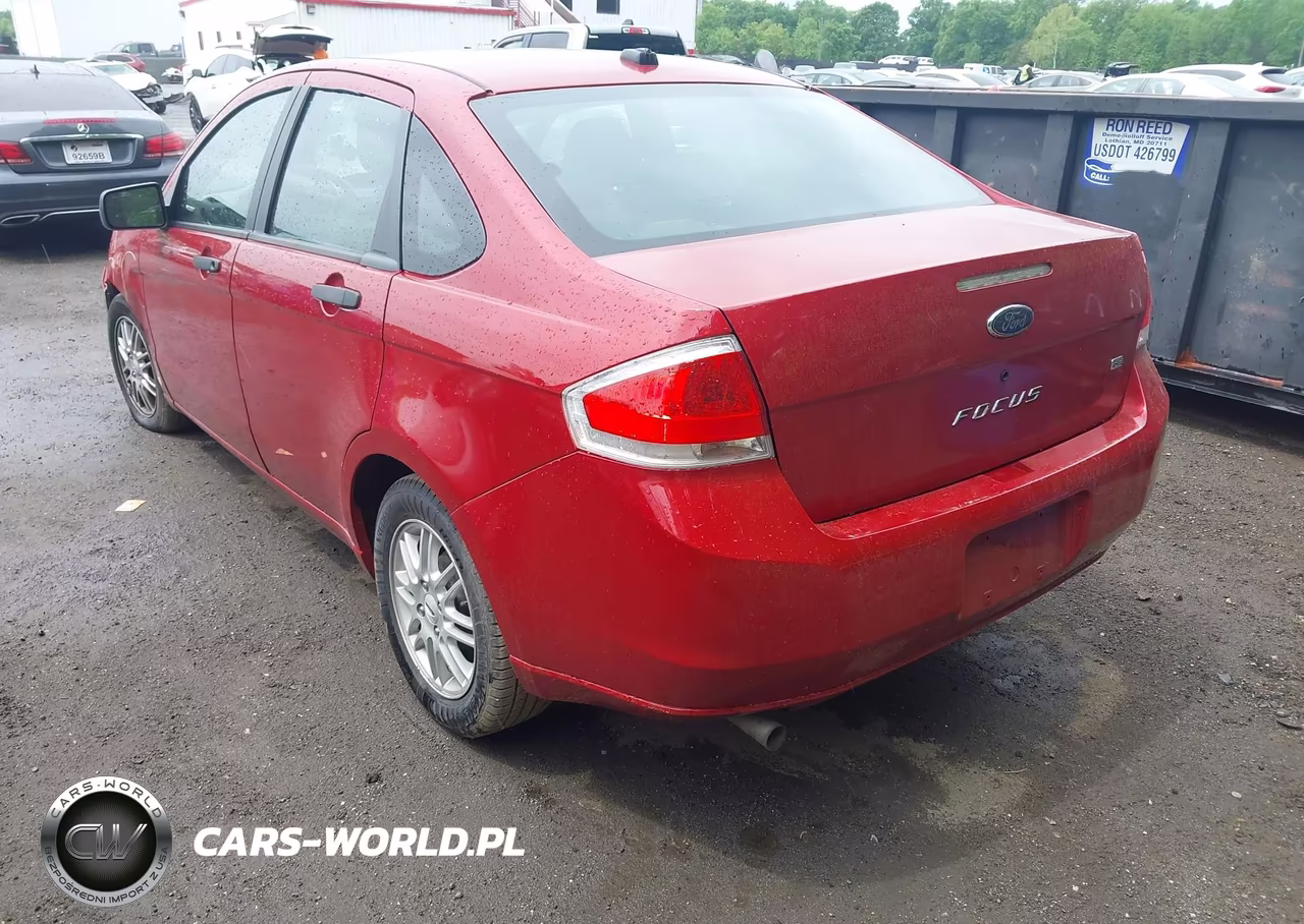 2009 Ford Focus Se VIN:1FAHP35N19W230117 - 3
