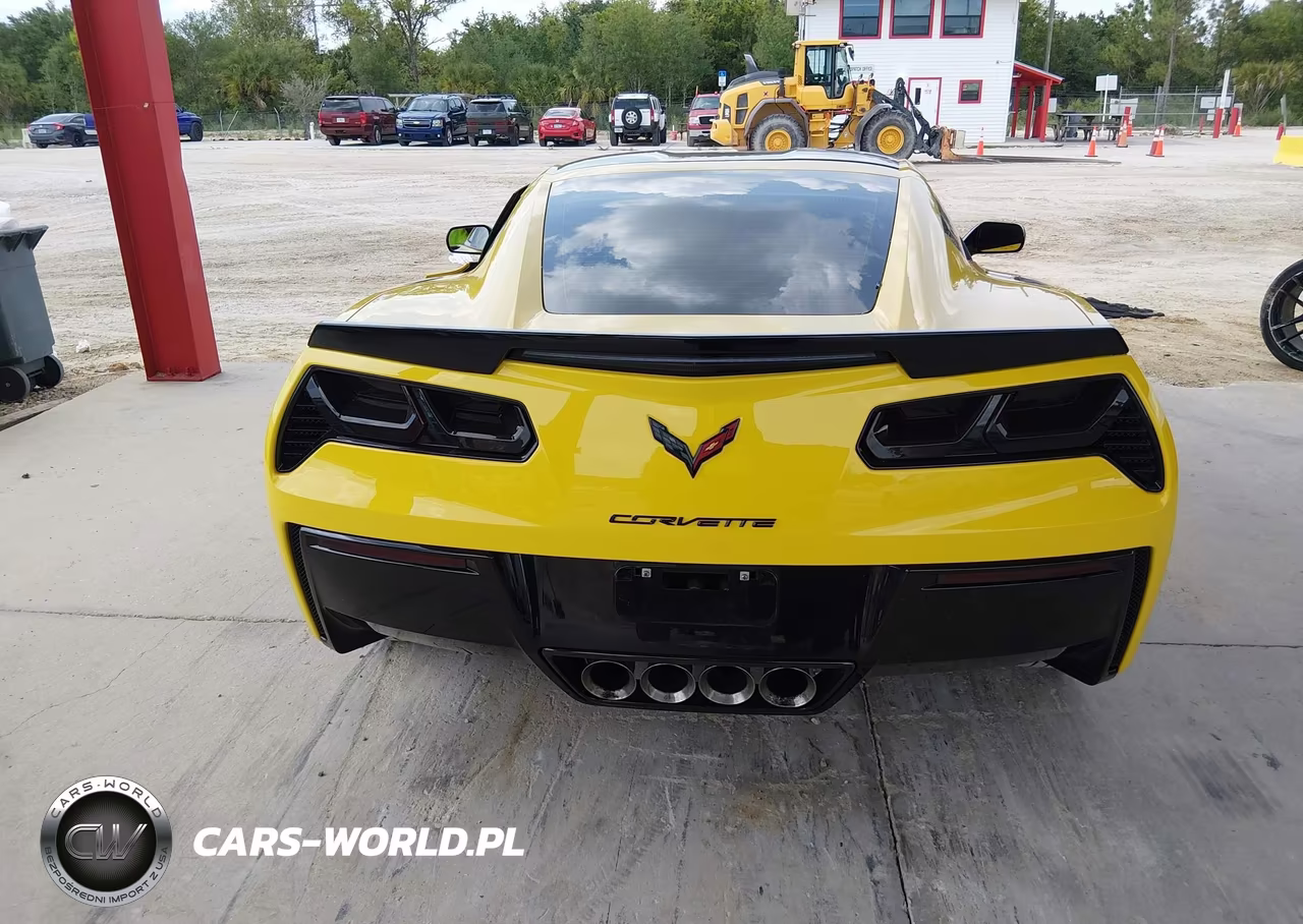 2016 Chevrolet Corvette Stingray Z51 VIN:1G1YK2D79G5105142 - 16