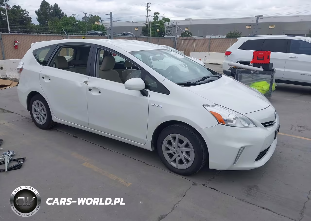 2012 Toyota Prius V Five-Three-Two