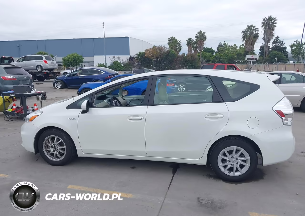 2012 Toyota Prius V Five-Three-Two VIN:JTDZN3EU7C3162376 - 15