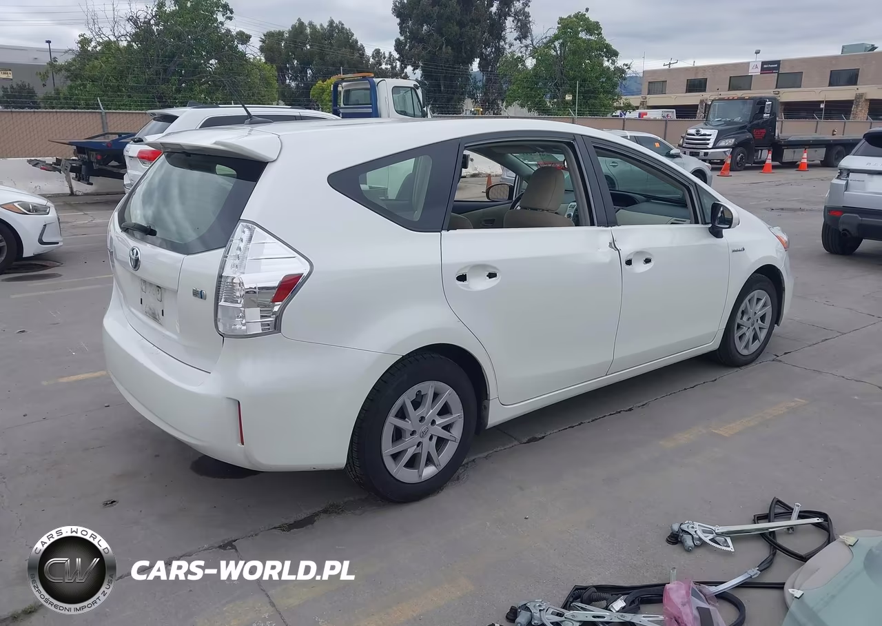 2012 Toyota Prius V Five-Three-Two VIN:JTDZN3EU7C3162376 - 4