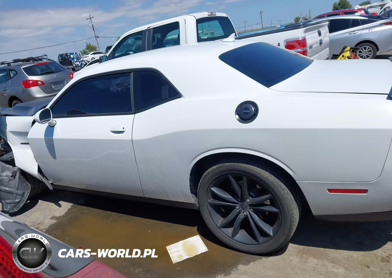 2016 Dodge Challenger R-T Plus VIN:2C3CDZBT3GH120088 - 15
