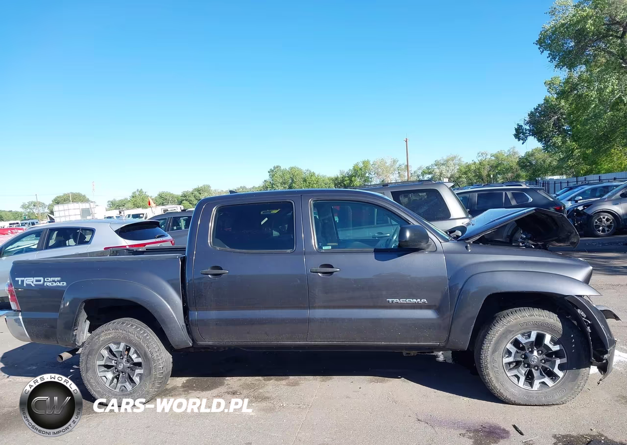 2014 Toyota Tacoma Base V6 VIN:3TMLU4EN3EM148001 - 13