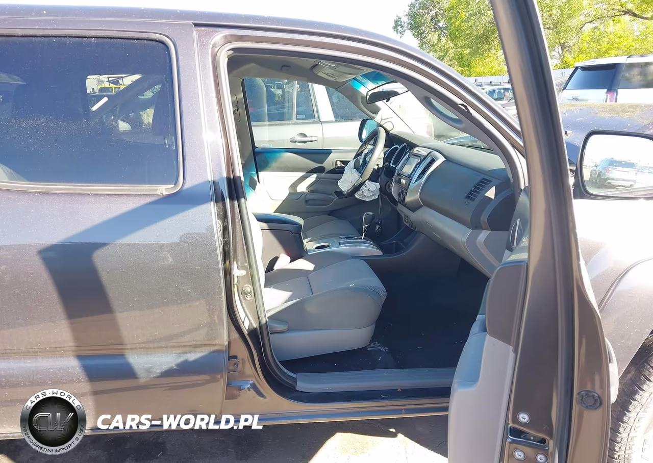 2014 Toyota Tacoma Base V6 VIN:3TMLU4EN3EM148001 - 5