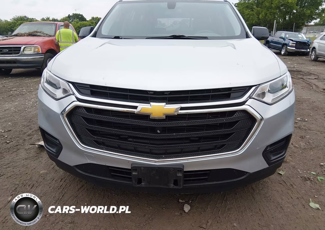 2019 Chevrolet Traverse Ls VIN:1GNERFKWXKJ183573 - 13