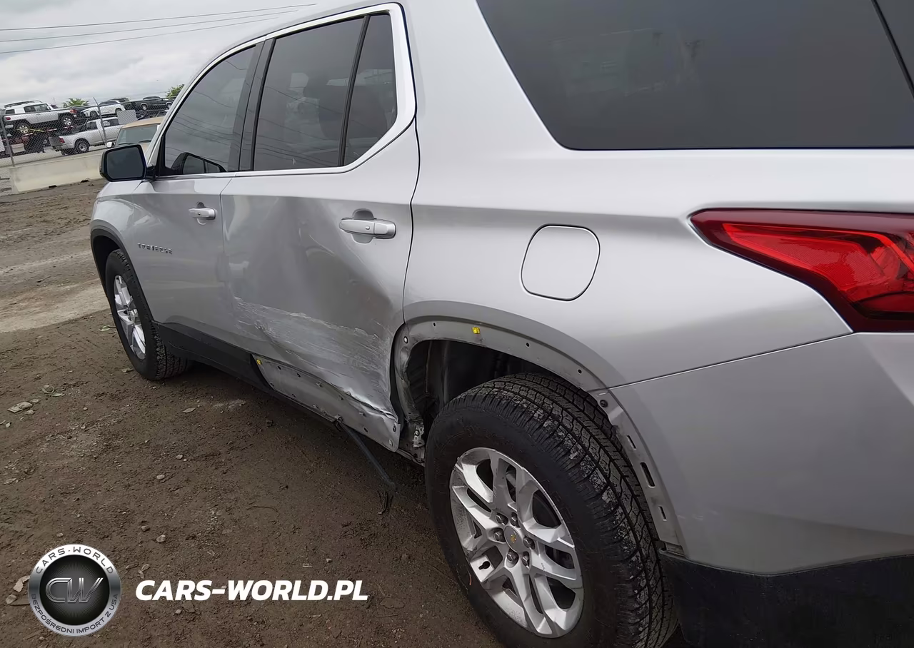 2019 Chevrolet Traverse Ls VIN:1GNERFKWXKJ183573 - 18