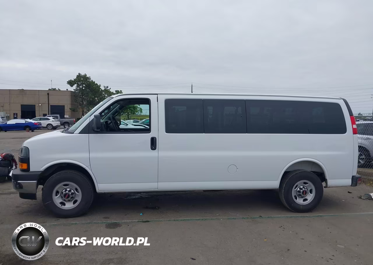 2026 GMC Savana Passenger 3500 Extended Wheelbase, Lt, Rwd VIN:1GJZ7PF76T1189048 - 14