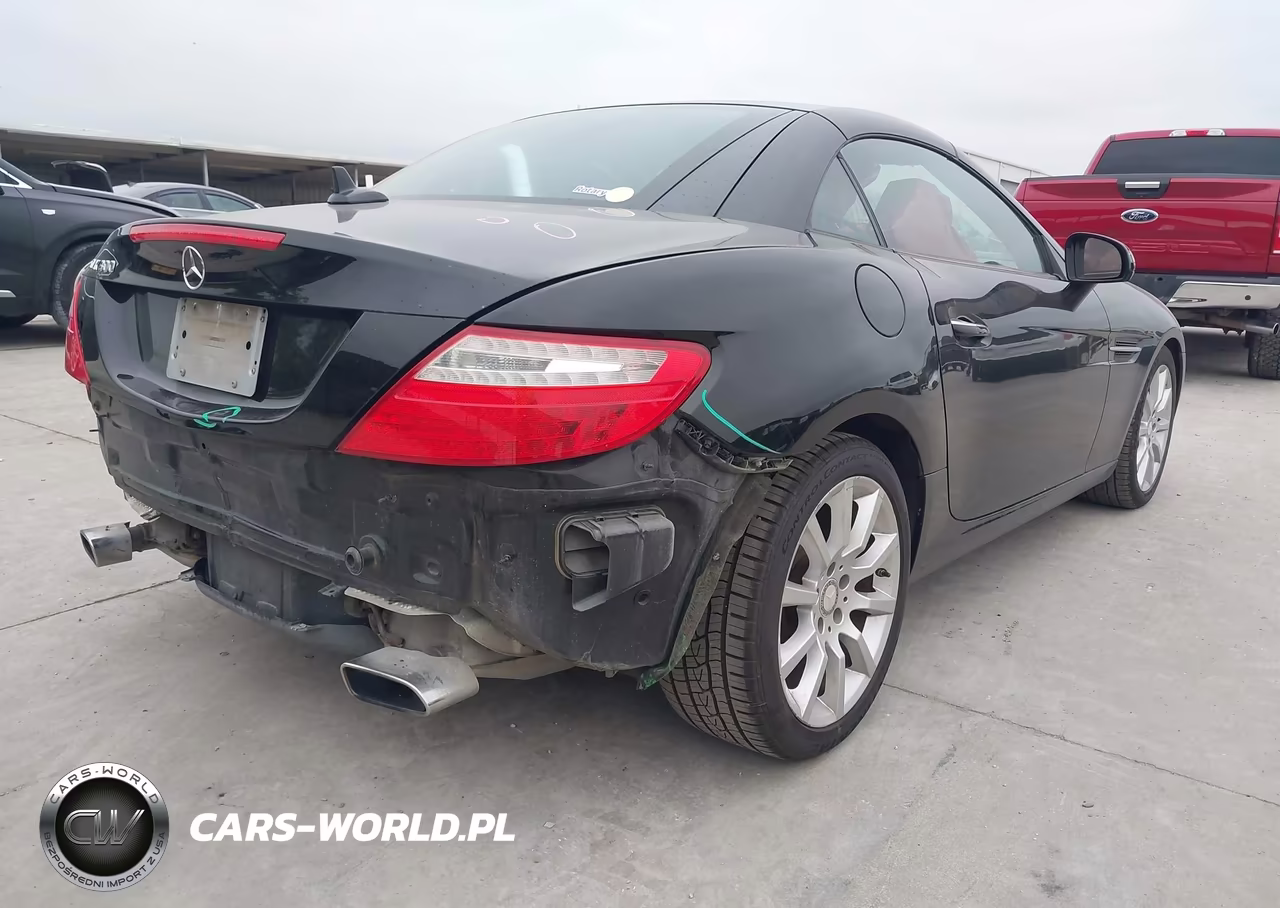 2016 Mercedes-Benz Slk 300 VIN:WDDPK3JAXGF123366 - 4