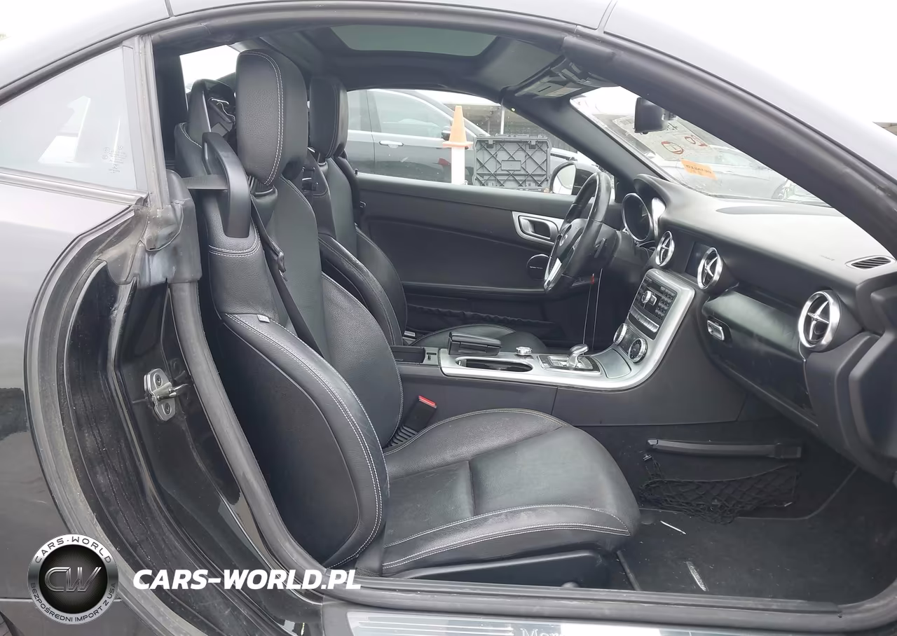2016 Mercedes-Benz Slk 300 VIN:WDDPK3JAXGF123366 - 5