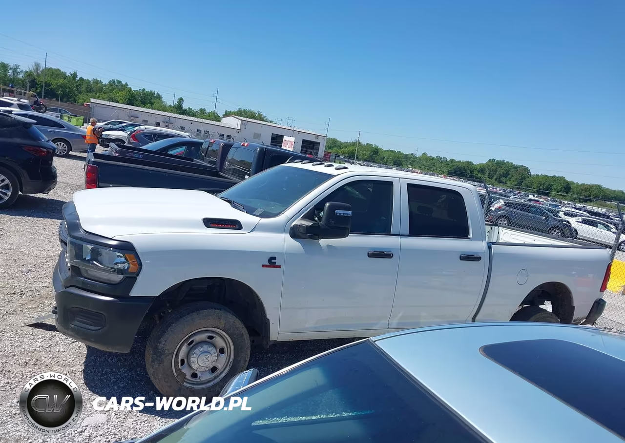 2024 Ram 2500 Tradesman 4X4 6'4 Box VIN:3C6UR5CL7RG234551 - 14