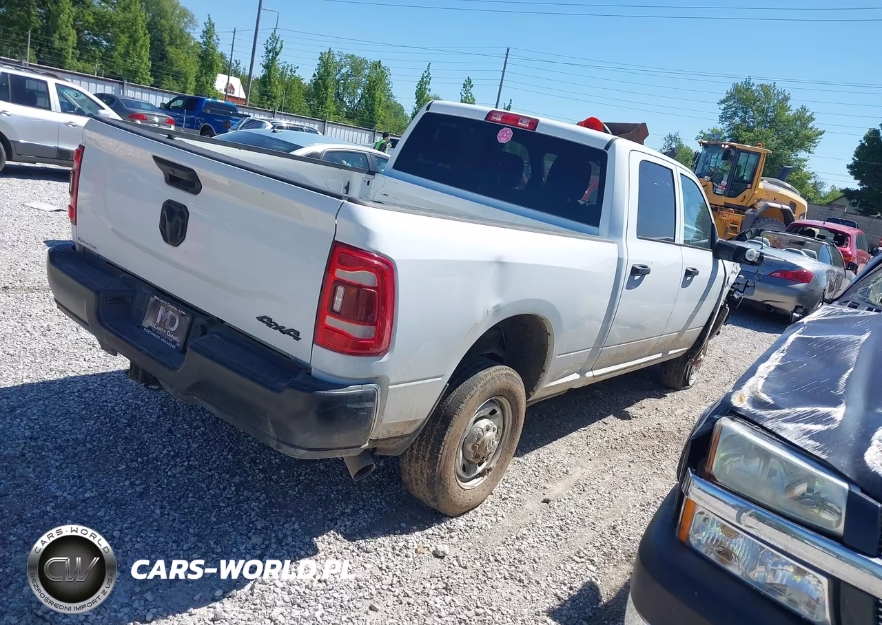 2024 Ram 2500 Tradesman 4X4 6'4 Box VIN:3C6UR5CL7RG234551 - 4