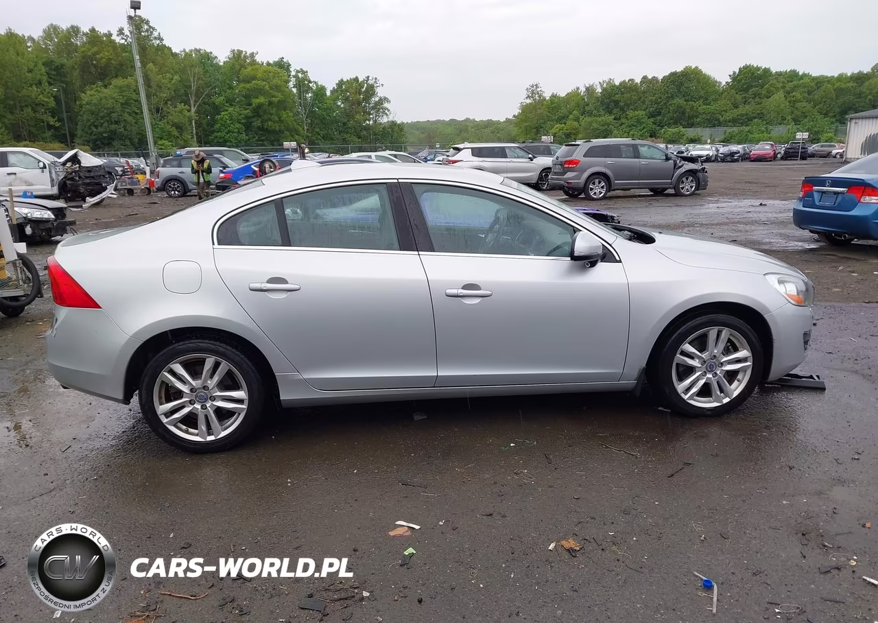 2012 Volvo S60 T5 VIN:YV1622FS3C2106907 - 13