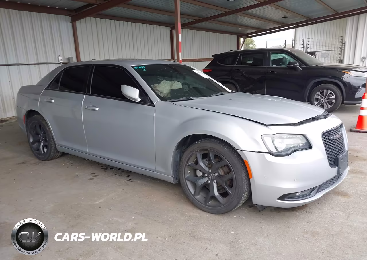 2022 Chrysler 300 S – zdjęcie 1 z 16