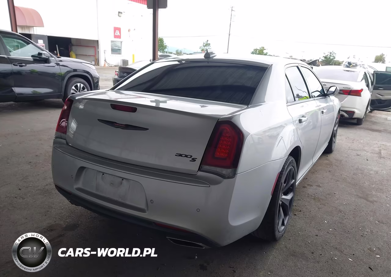 2022 Chrysler 300 S VIN:2C3CCABGXNH205272 - 4