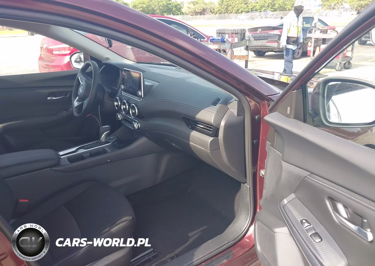 2025 Nissan Sentra Sv VIN:3N1AB8CV9SY413972 - 5