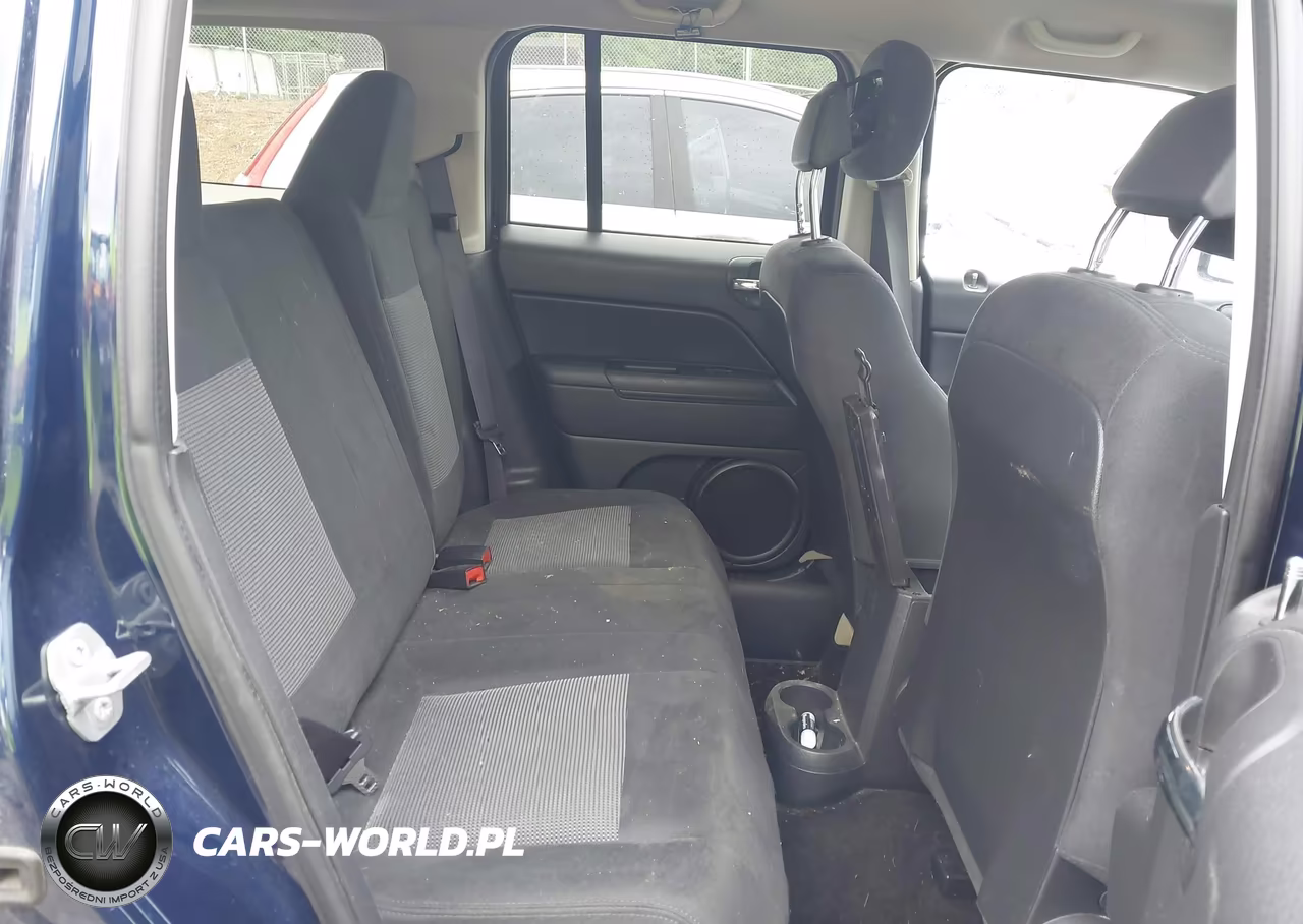 2016 Jeep Patriot Sport VIN:1C4NJRBB8GD595284 - 8