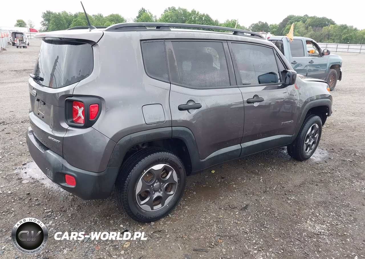 2017 Jeep Renegade Sport 4X4 VIN:ZACCJBAB8HPG01023 - 4