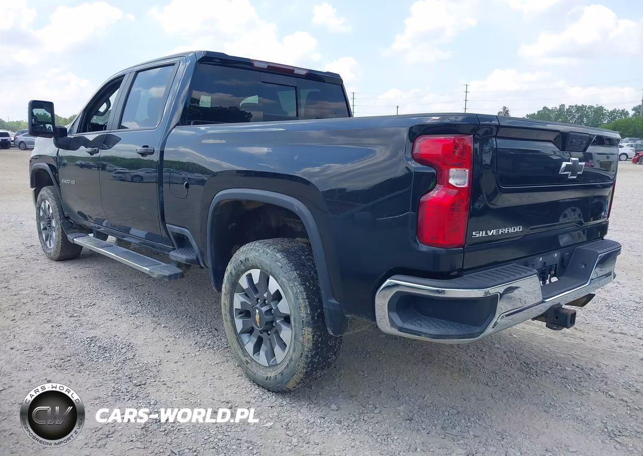 2024 Chevrolet Silverado 2500Hd 4Wd Standard Bed Lt VIN:2GC4YNE78R1117002 - 3