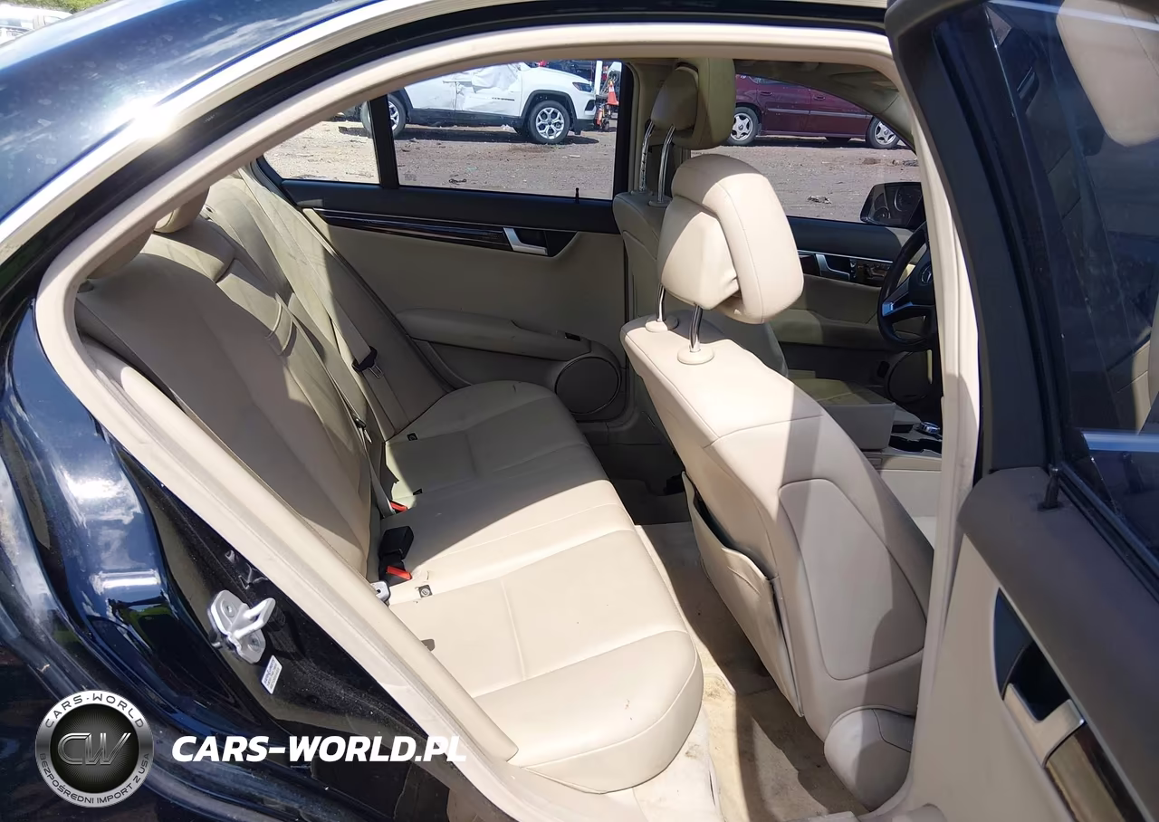 2013 Mercedes-Benz C 250 Luxury-Sport VIN:WDDGF4HB0DA765709 - 8