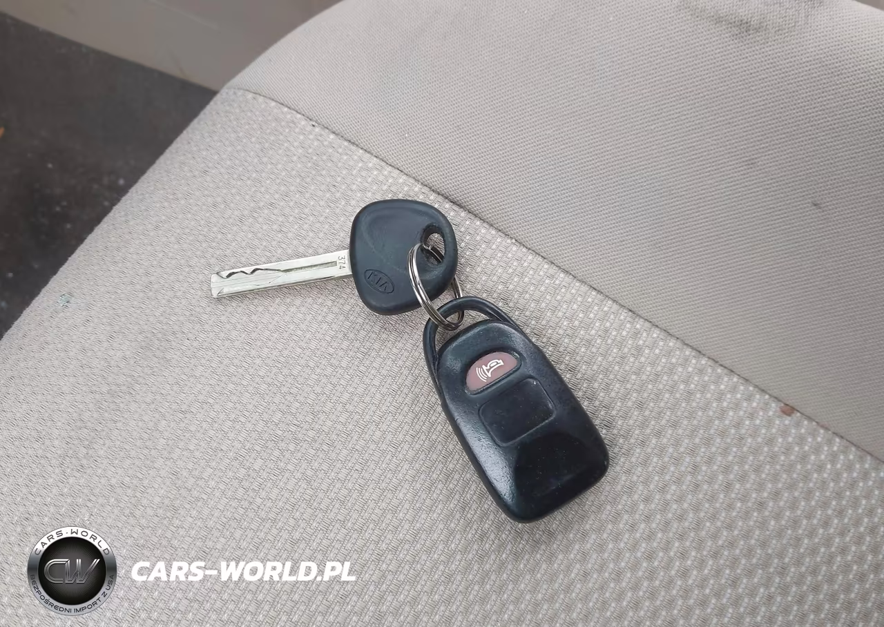 2010 Kia Rio Lx VIN:KNADH4A35A6665367 - 11