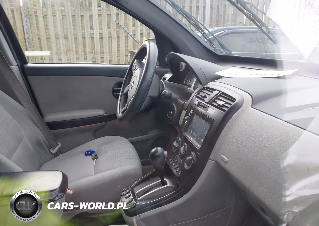 2005 Chevrolet Equinox Ls VIN:2CNDL13F956053613 - 5