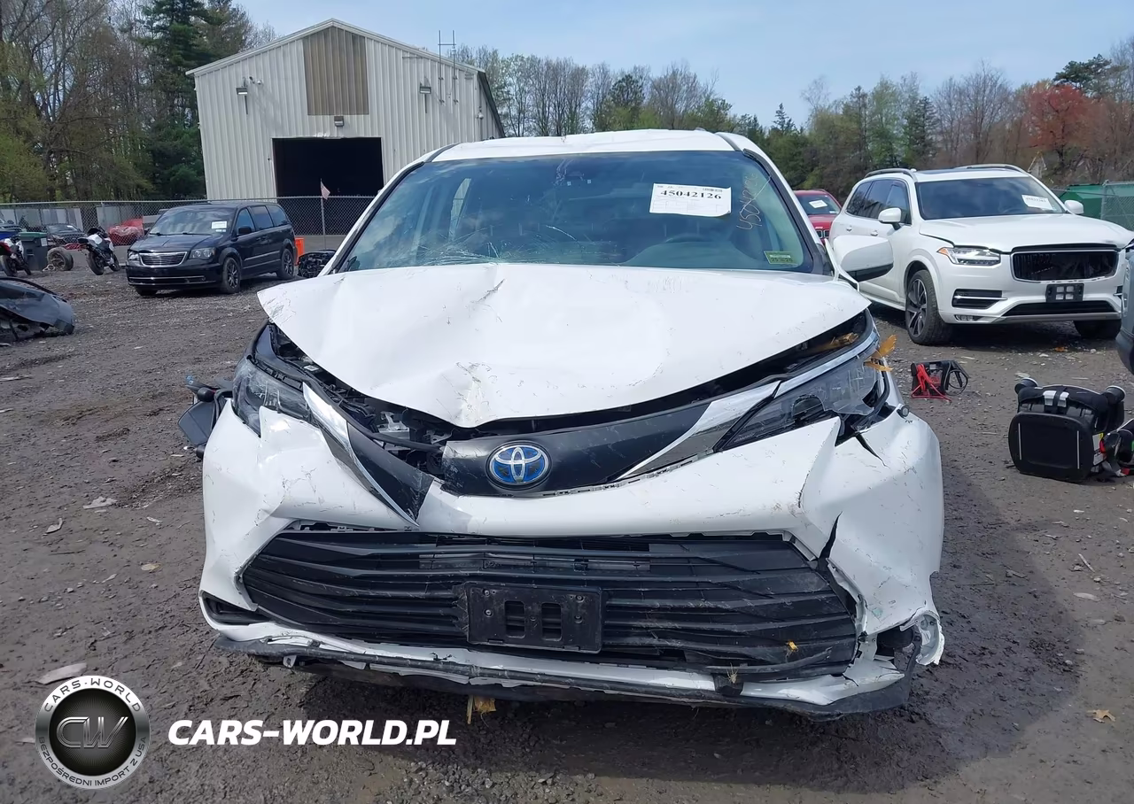 2024 Toyota Sienna Le VIN:5TDKSKFC3RS121812 - 12