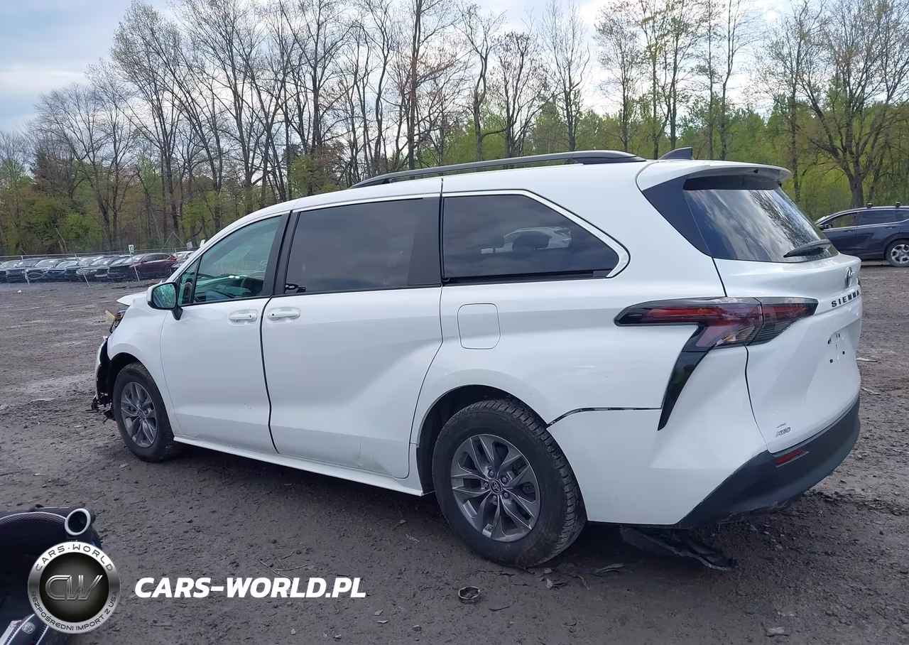 2024 Toyota Sienna Le VIN:5TDKSKFC3RS121812 - 14
