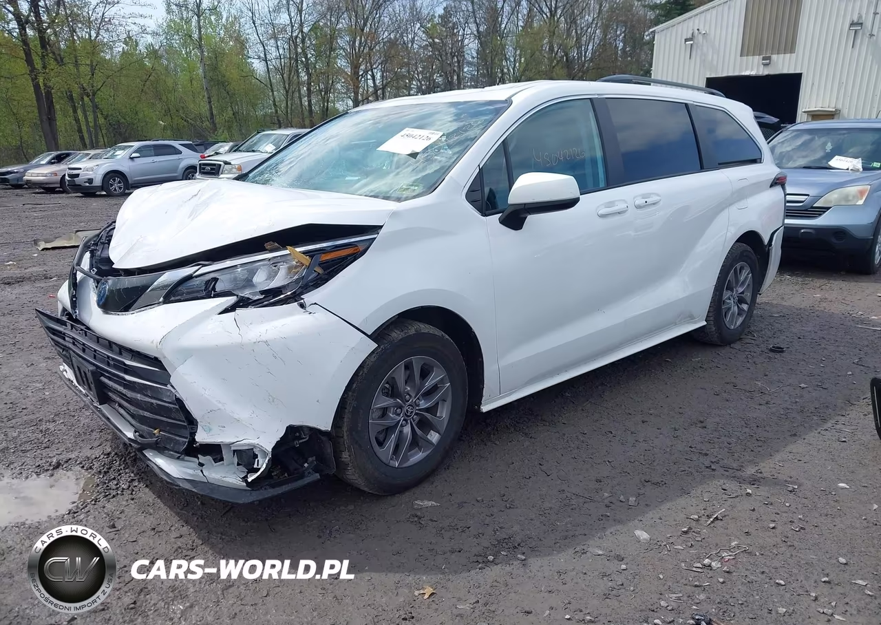 2024 Toyota Sienna Le VIN:5TDKSKFC3RS121812 - 2