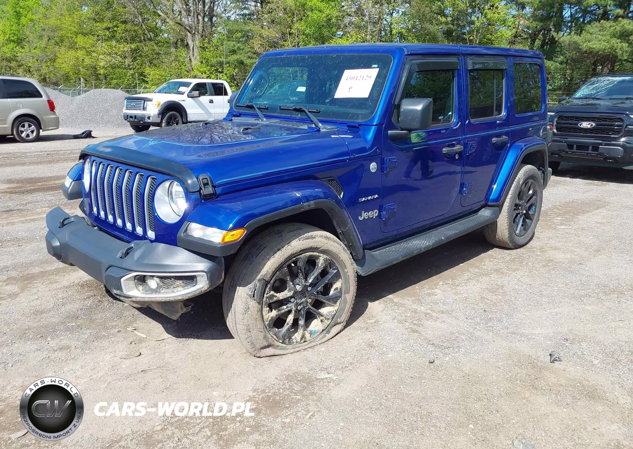 2018 Jeep Wrangler Unlimited Sahara 4X4 VIN:1C4HJXEG0JW253381 - 2