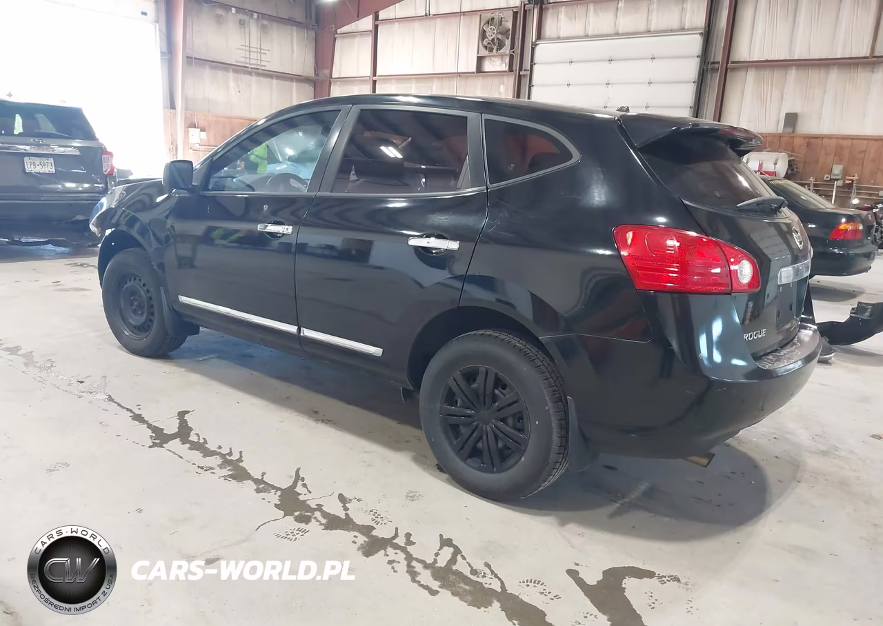 2013 Nissan Rogue S VIN:JN8AS5MV8DW627098 - 3