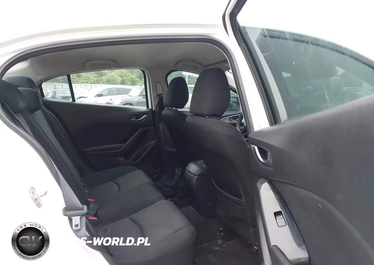 2018 Mazda Mazda3 Sport VIN:3MZBN1U78JM159691 - 8