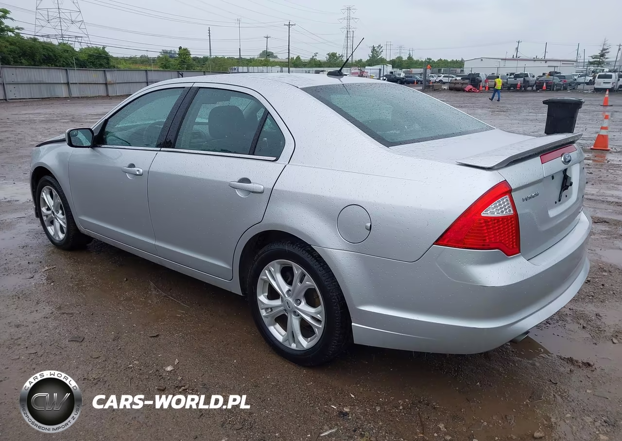 2012 Ford Fusion Se VIN:3FAHP0HG3CR444015 - 3