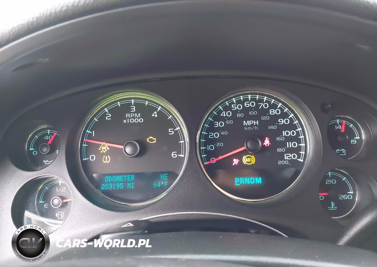 2010 Chevrolet Tahoe Ls VIN:1GNMCAE38AR184660 - 7