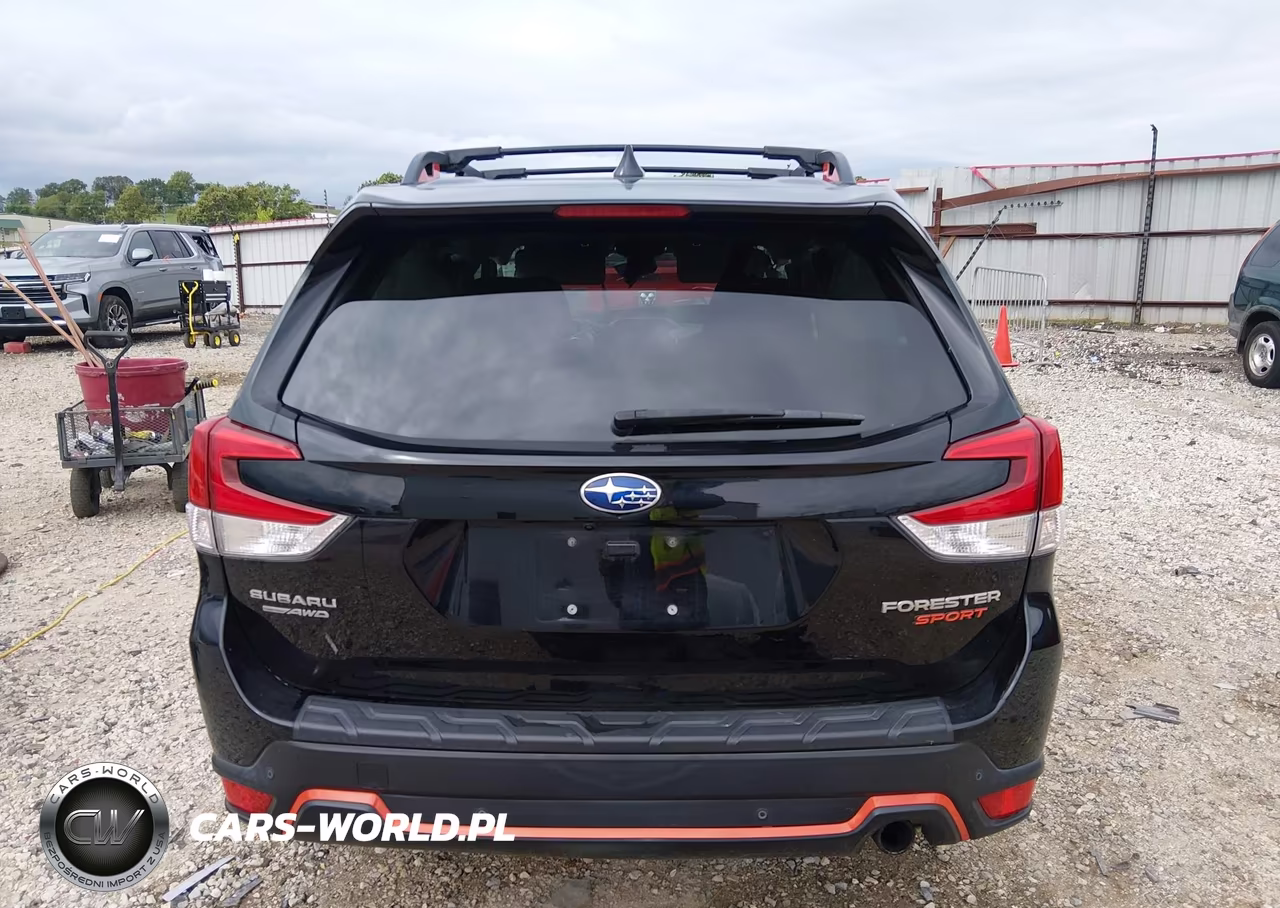 2020 Subaru Forester Sport VIN:JF2SKAMC3LH532041 - 17